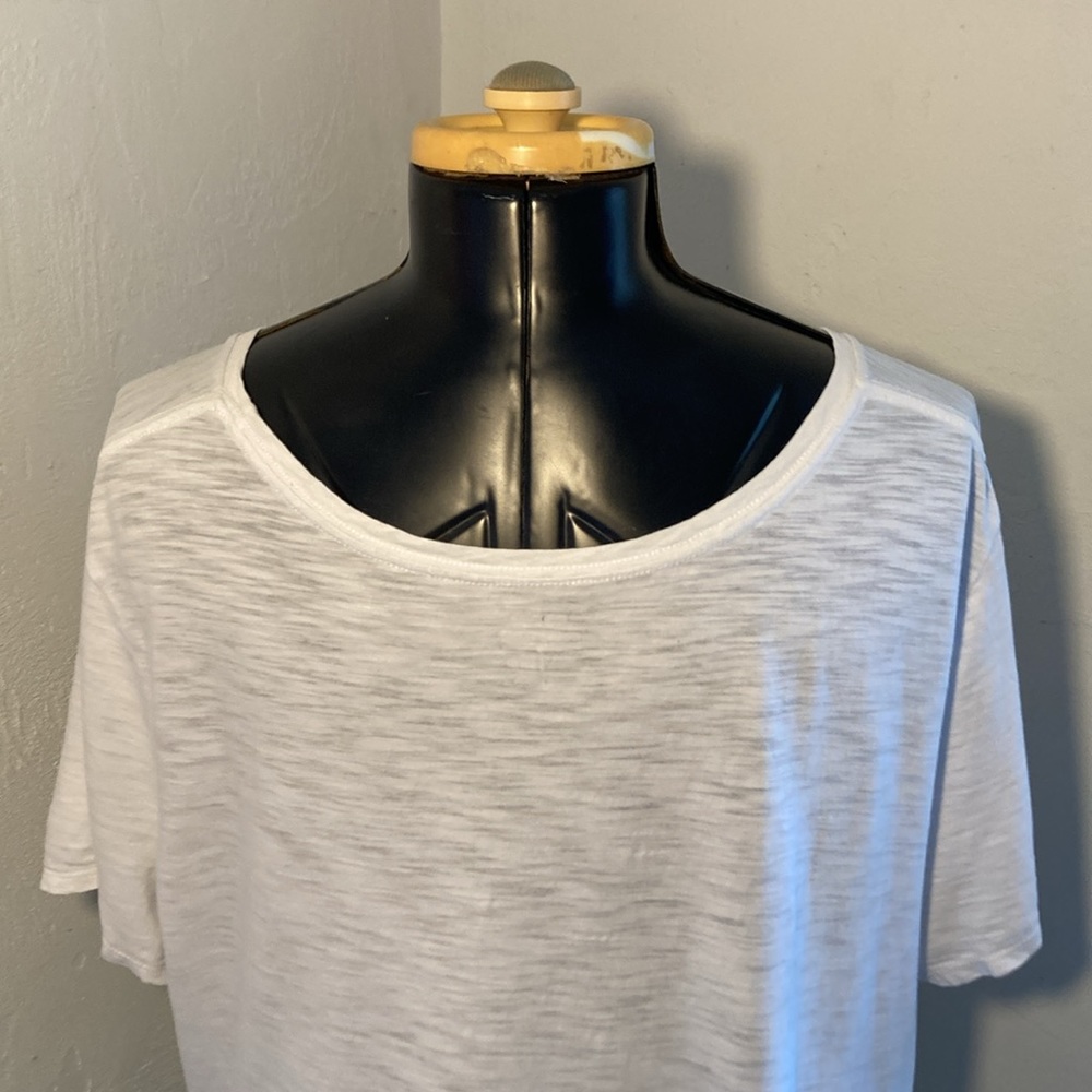 Old Navy Everywhere “Calla Lily” Shirt - Picture 8 of 15